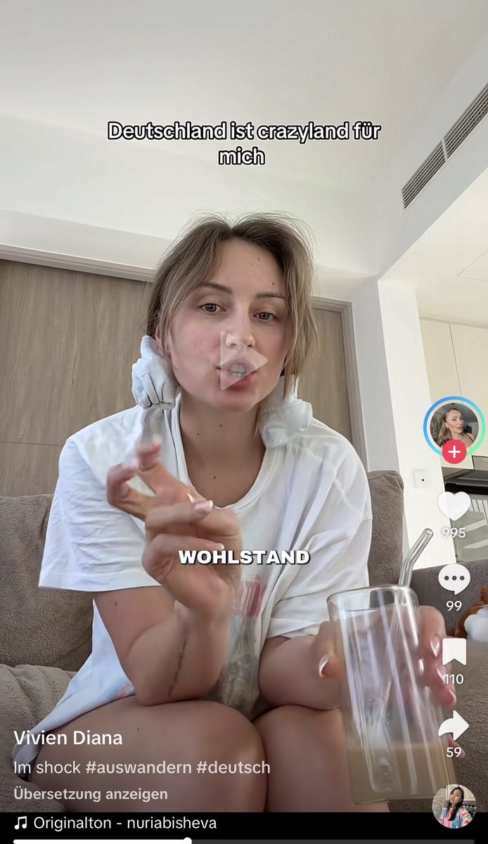 Sie beschwert sich in dem Video über Deutschland und seine Politik..
Ihr werdet nie erraten wohin sie ausgewandert ist…