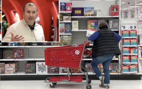 uslivecom's tweet photo. Link in bio Target’s Face-Lift: Axing 500 Suits to Save the Soul of ‘Tar-zhay’: If you’ve walked into a Target recently and felt like you were navigating a post-apocalyptic scavenger… https://t.co/OPuMQbykCl #Target #RetailNews #StoreStrategy #EmployeeHours #SupplyChain https://t.co/7gb2fkQwq4