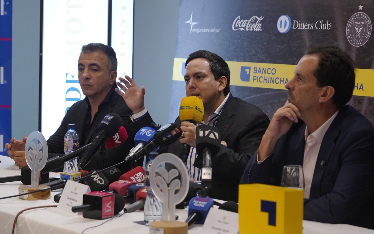 [VIDEO]

‘Pido disculpas porque jamás se me pasaría por la mente estafarlos’, dice Daniel Molina, organizador de #ElPartidoDeLaHistoria

➡️ ow.ly/pWec50Yc2W5