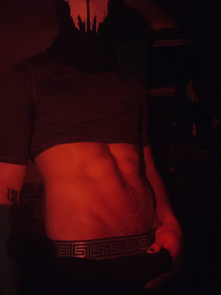 𝔇𝔢𝔩𝔦𝔫𝔮𝔲𝔢𝔫𝔱 tweet media