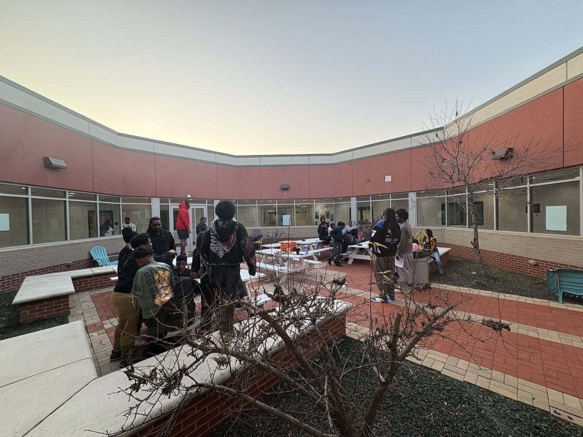 Mr. Ahmad D. Harris EDU tweet media