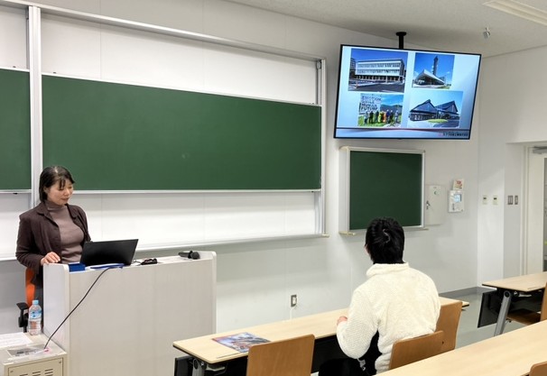 kanatsu_jyouhou's tweet image. おはようございます😊『経営管理部』です
先日、広島工業大学にて開催された「学内合同の業界研究会」に参加してきました
校舎が広くて若干迷子になったのは内緒🙊💦
弊社ブースにもお越しいただきました皆様
ありがとうございました🙇
＼ 会社説明会も随時開催中！ ／ 
kanatsu-recruit.com