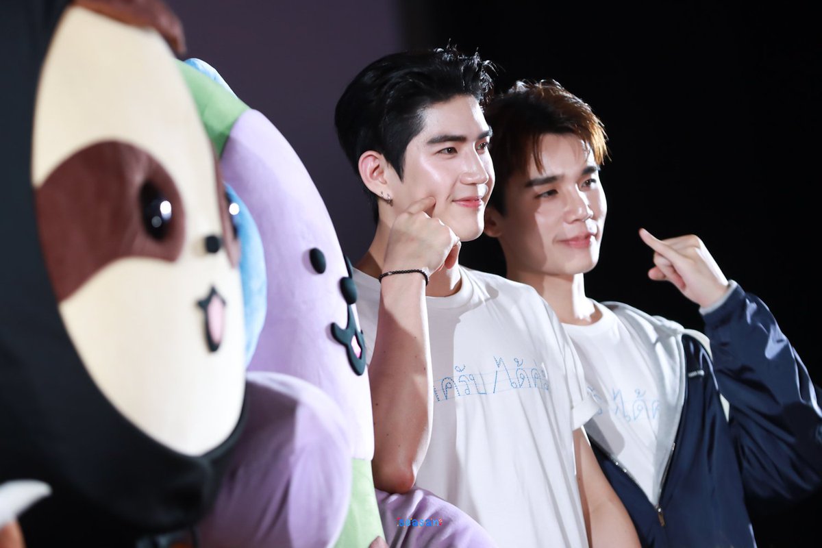 _seasan__'s tweet photo. ปะป๊าจิม &amp; ปะป๊าซี &amp; ลูกเชี่ยน &amp; ลูกใภ้ ☺️

JSCEAN FAM HR SCREENING

#SFxJimmySeaAvocean
#jimmysea #จิมมี่ซี
#sea_tawinan #jimmyyjp 
#AVOCEAN #SAMRUAY https://t.co/JQJyvH0xFx