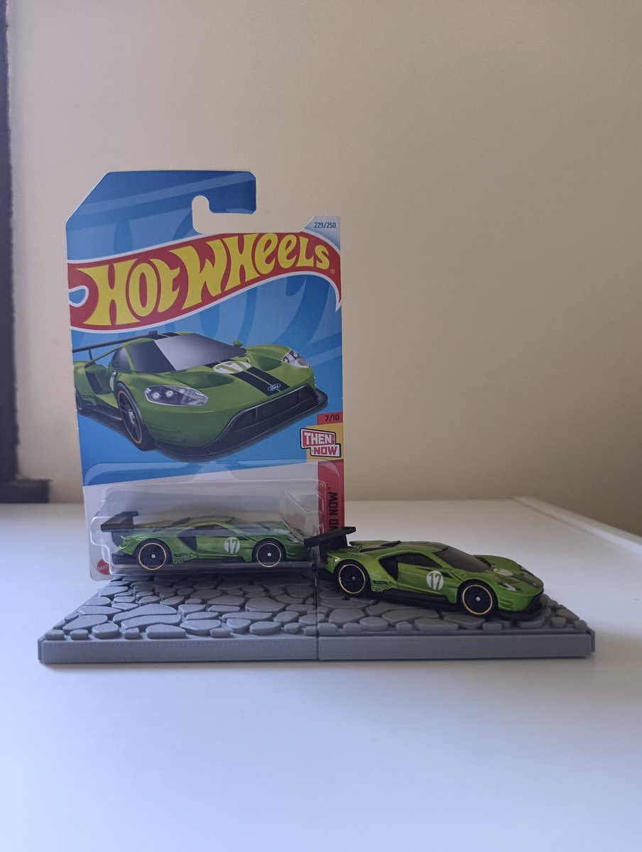 Superfinity 🐉 tweet media