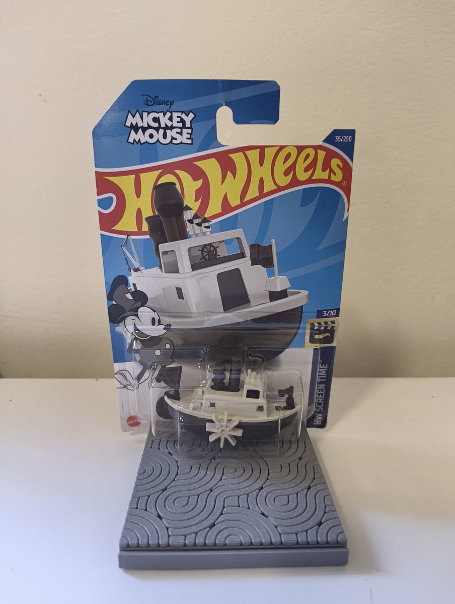 Superfinity 🐉 tweet media