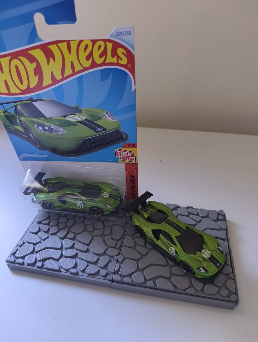 Superfinity 🐉 tweet media