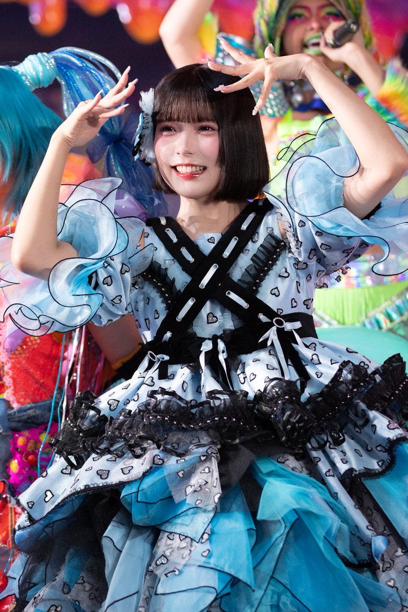 LiveenGN's tweet image. FRUITS ZIPPER・真中まな、原宿に新オープン「KAWAII MONSTER LAND」に大興奮 lvtimes.net/travel/75470/ 
#kawaiimonsterland #真中まな #福山梨乃 #村川緋杏 
#FRUITSZIPPER #CANDYTUNE #増田セバスチャン