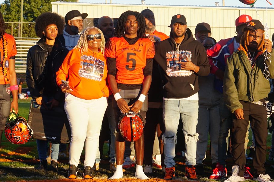 Floyd “Cinco” Logan V tweet media