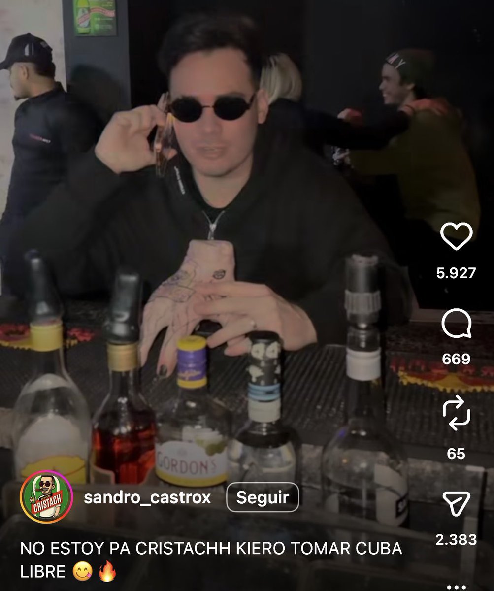 agusantonetti's tweet image. 🇨🇺 | AHORA — Sandro Castro, nieto de Fidel Castro, acaba de subir un posteo a sus redes sociales pidiendo “Cuba libre” y cierra el video diciendo que “pronto vendrán tiempos mejores”.

👀👀👀