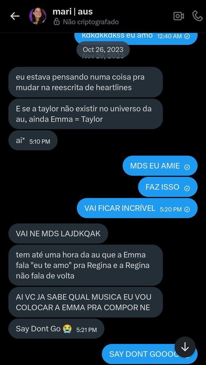 iswanreis's tweet photo. ela vindo me contar das ideias que ela tinha de heartlines pq sabia q era e sempre vai ser minha fav 🥺🤍

ela até disse que a outra qntes de reescrever estava horrível e eu fiquei "oxiiiiii, é a minha favorita para de falar mal dela mulher" https://t.co/0ziVNDCQdN