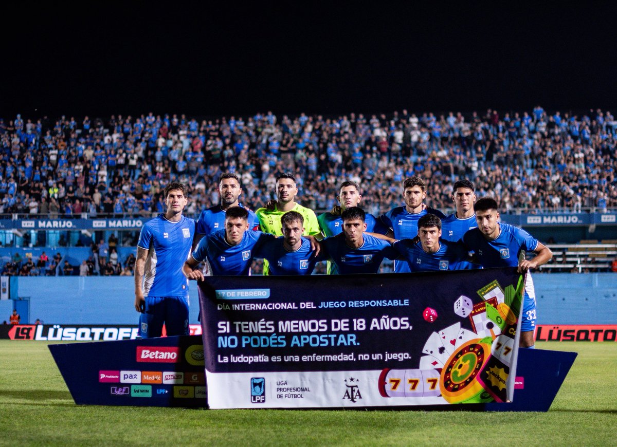 EstudiantesRio4's tweet image. 📸#Fecha4• Foto Formación • #VamosLeón 
⚽️#SomosEstudiantesRC