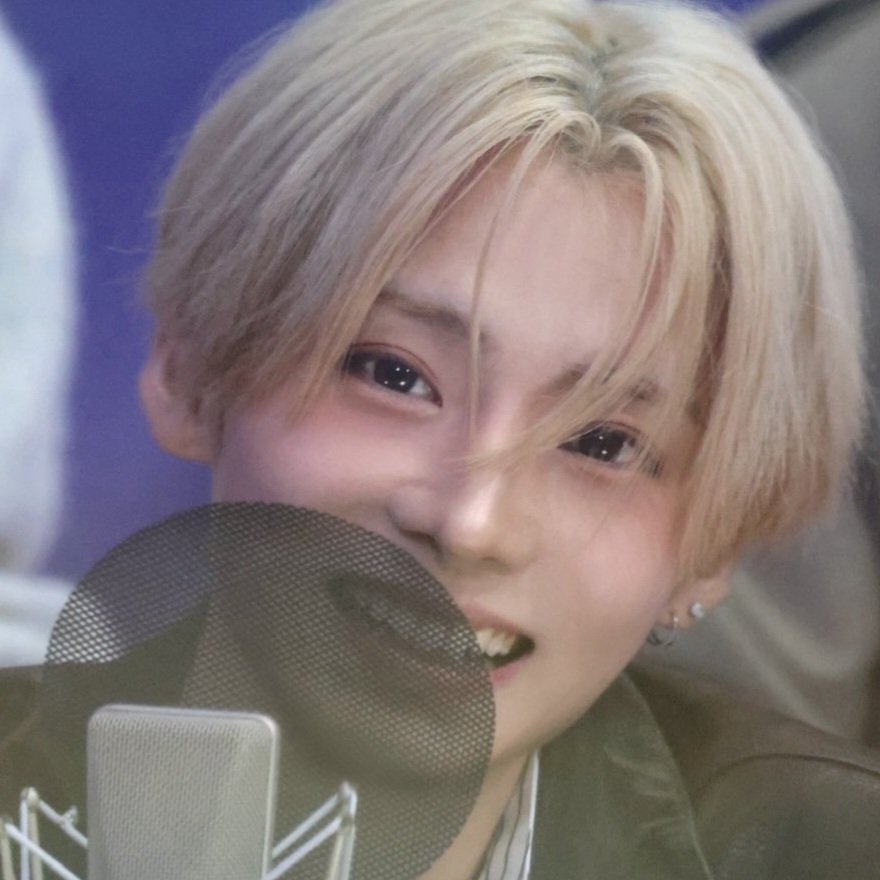 woniecodedd's tweet image. YA RE DIJE QUE TIENE 3 DIENTITOS FRONTALES???? ES UN BEBEEEEE