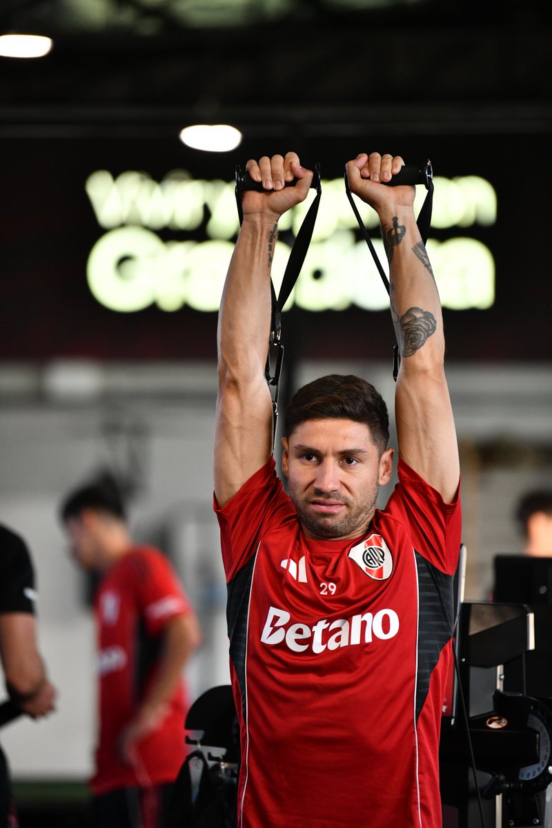 RiverPlate's tweet image. 📍 Lunes en River Camp.