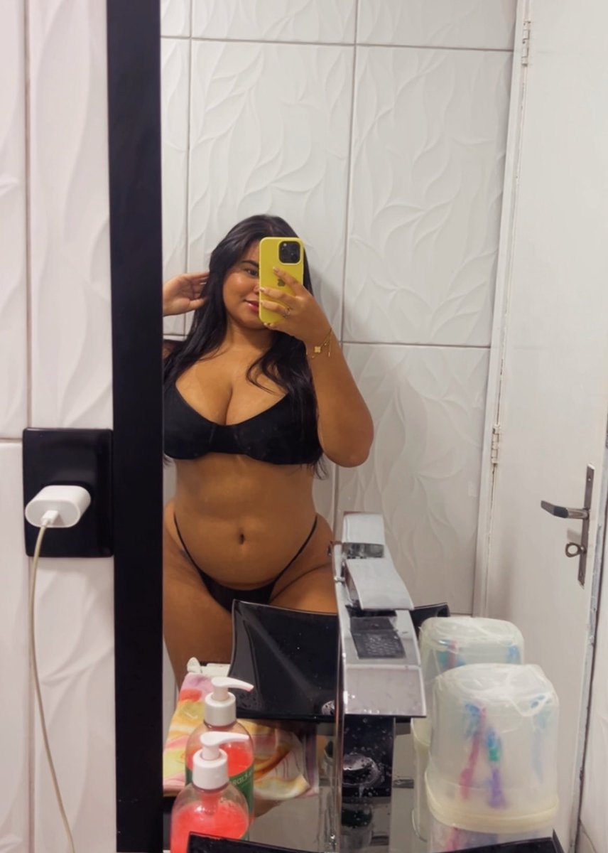 raqueld__'s tweet photo. O close antes de ir à praia💋 https://t.co/OALNn2Z78P
