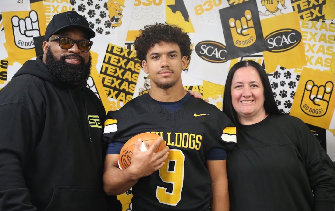 Manny Holmes tweet media