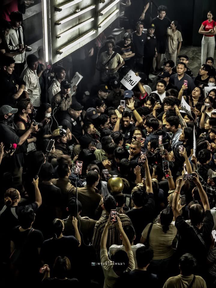 HoneynLemon1995's tweet image. เป็นไงหล่ะไอ้สุชาติ(หมา) แดกส้มโชว์ เจอส้มติดคอ อย่าเพิ่งตายนะ พวกกุเพิ่งเริ่ม

 #ชลบุรีเขต1 #นับใหม่ทั้งประเทศ