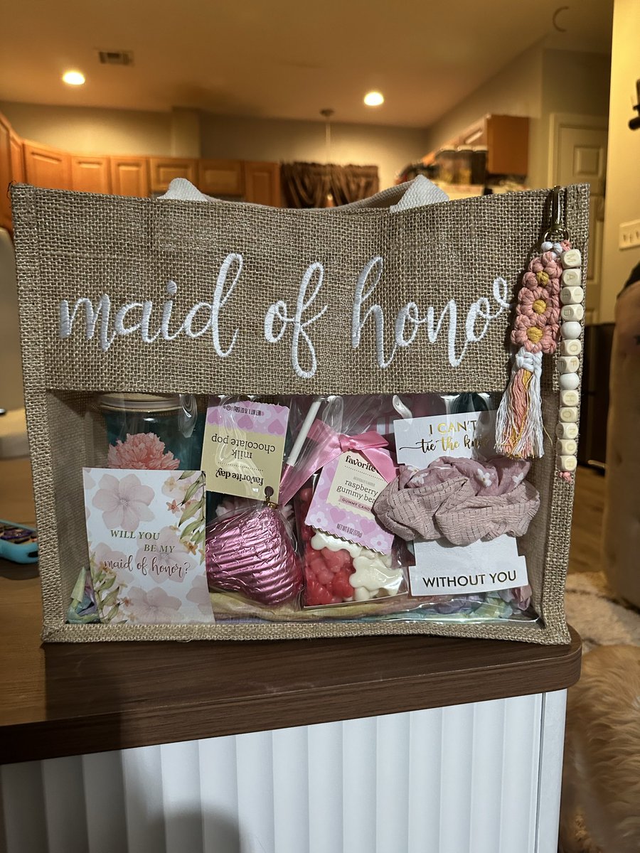 goddess_cin's tweet photo. My bestie asked me to be her maid of honor yesterday 🥹🩷 https://t.co/T4aqMFCUkG