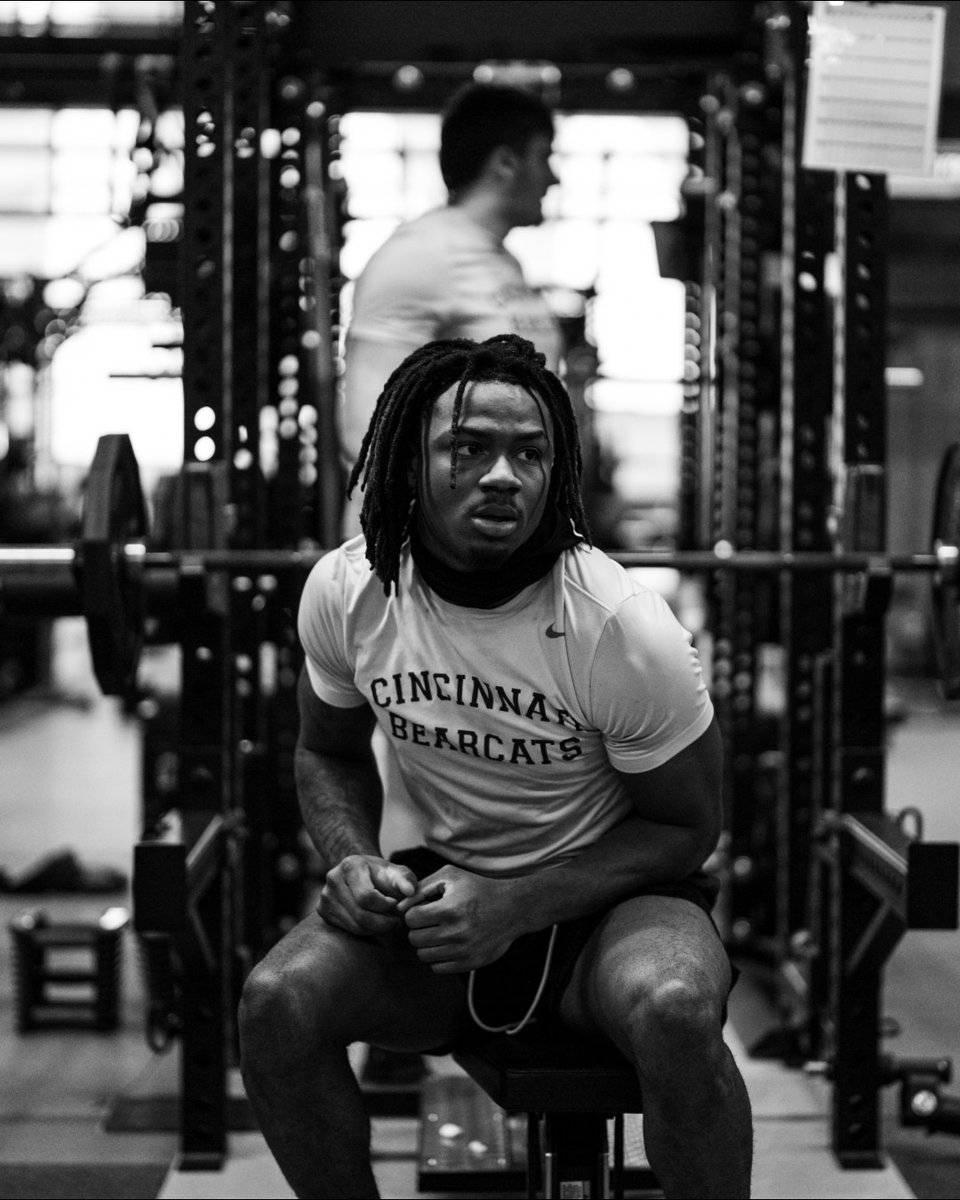Cincinnati Football tweet media
