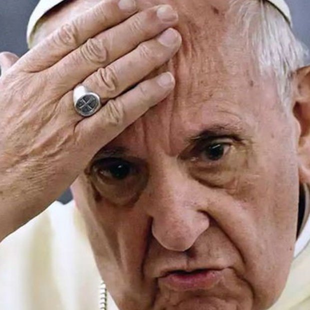 clarincom's tweet image. LOS INTENTOS POR “DERRIBAR” A FRANCISCO SUMARON UN NUEVO CAPÍTULO

Desde antes de ser Papa, Jorge Bergoglio fue blanco de campañas para impedir su llegada al Vaticano y forzar su renuncia. Hubo acusaciones falsas, operaciones políticas y ataques de sectores ultra conservadores y…