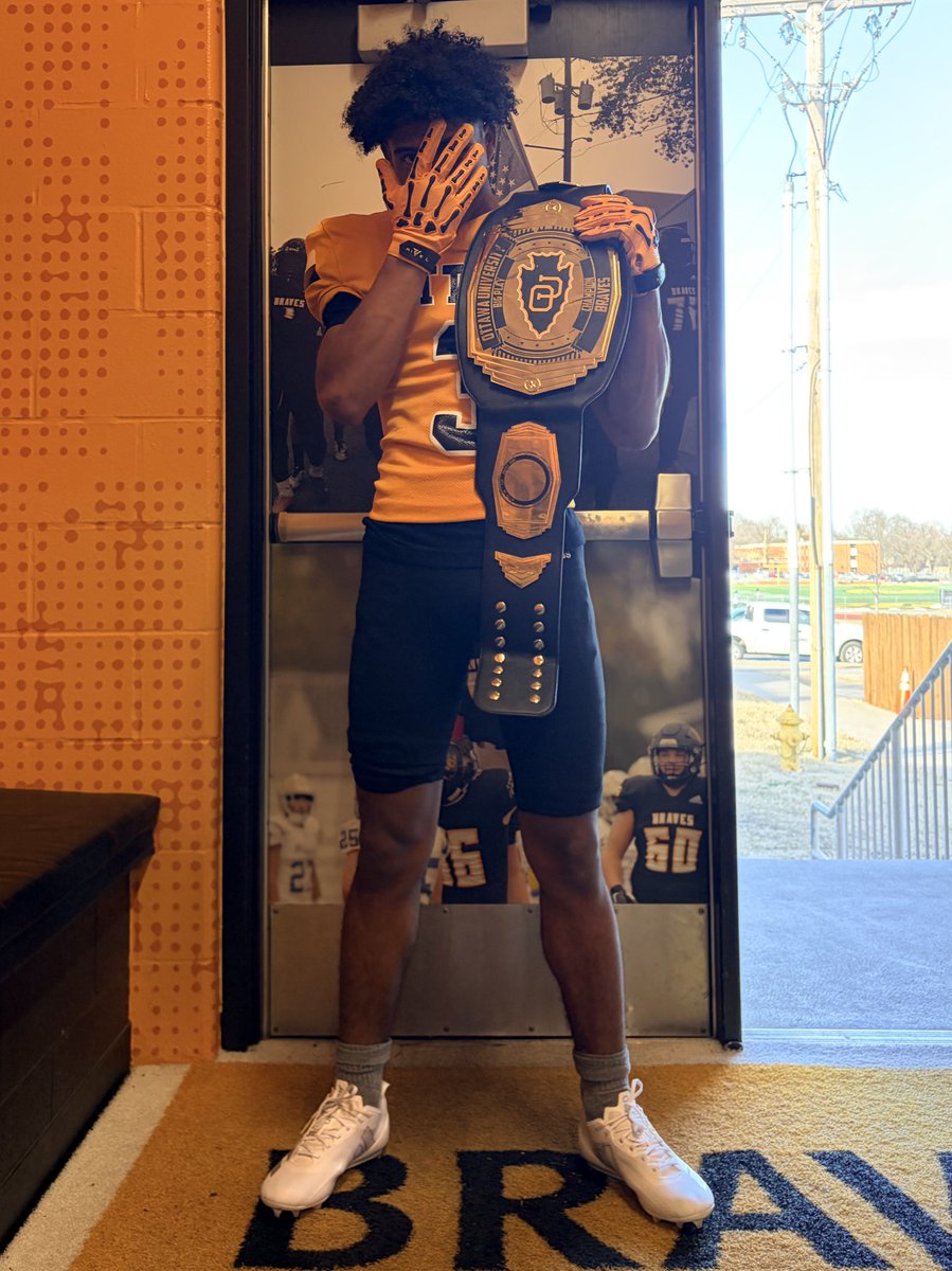 Michael Eugene Taylor III tweet media