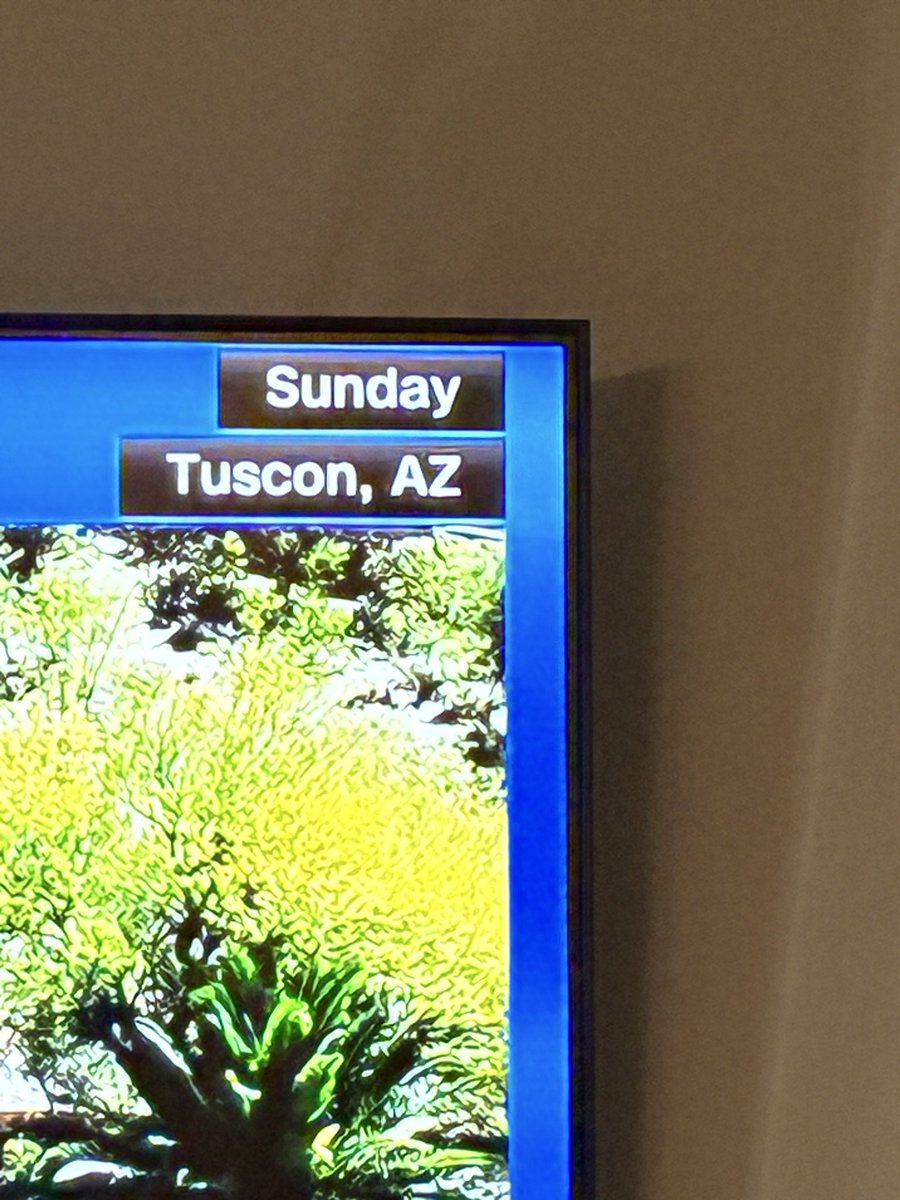 bossfanhs's tweet photo. @cnn cmon folks at CNN this is 8 consecutive days of misspelling the city name. Find someone who can spell. https://t.co/GnEacCbc6i
