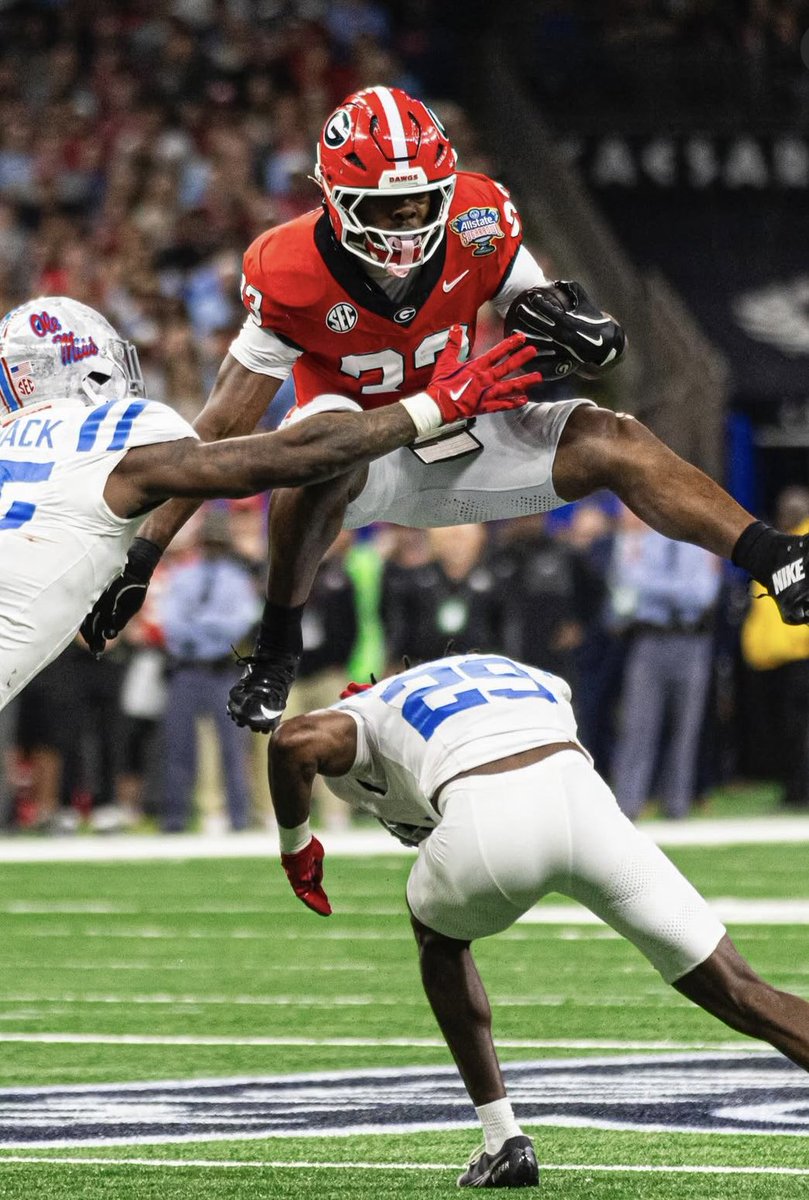 TopTierUGA's tweet photo. I’m a lot higher in Chauncey Bowens than most but watch him next season he’s gonna shock you. #GoDawgs https://t.co/iph9oTBeZI