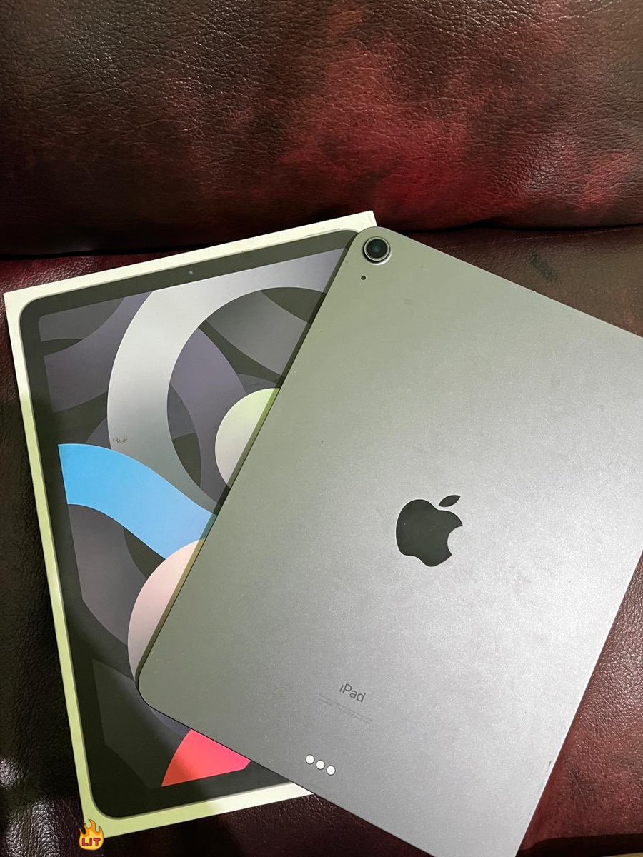 triss🧍🏻netflix & WTS IPAD AIR 4 tweet media