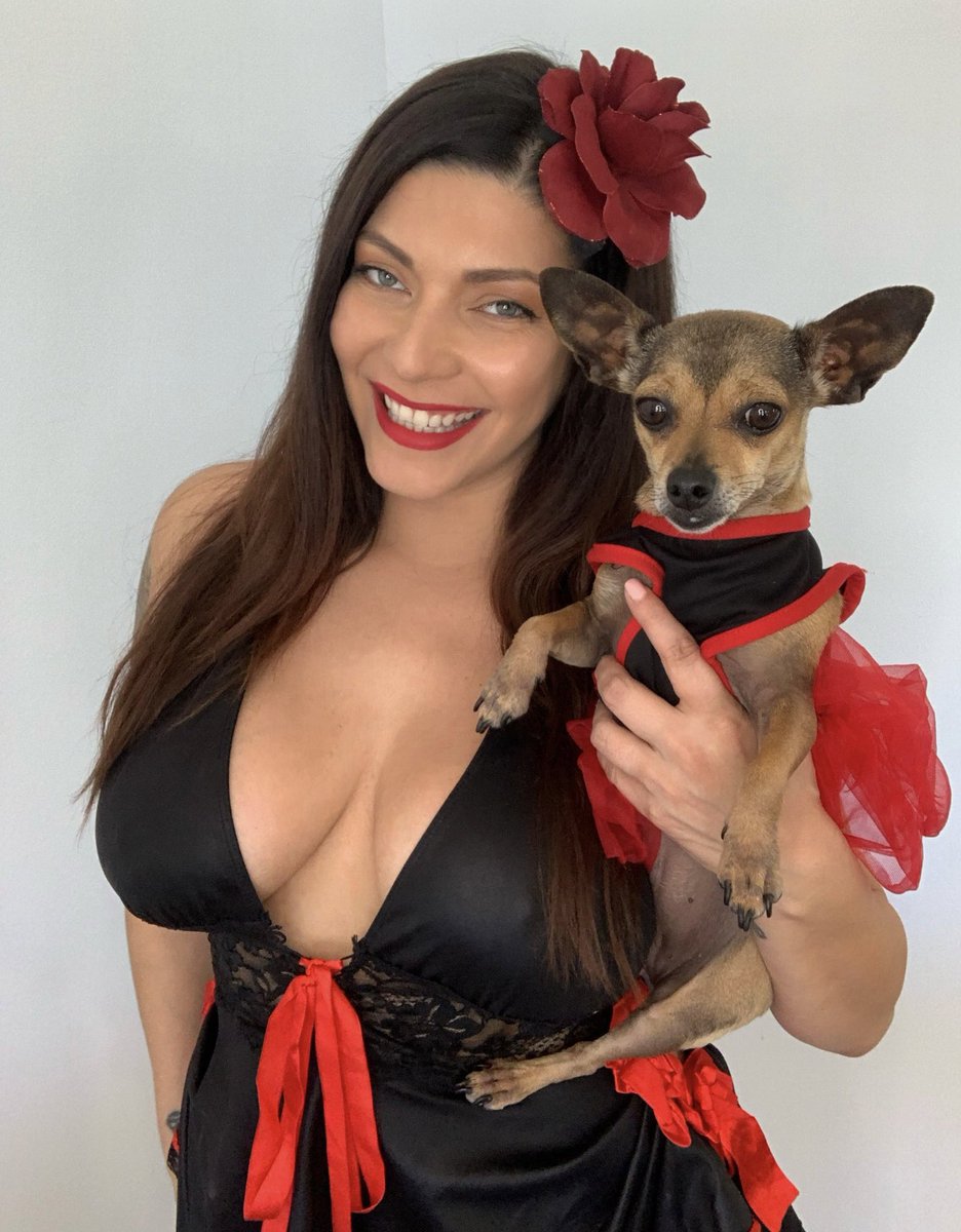 Chupacabra_01's tweet image. 🎂Happy Birthday to Shelly Martinez! @ShellyFromCali #Ariel #ShellyMartinez #WWE #NXT #ECW #NWA #WCW #TNA #ROH #AEW #MLW #LuchaLibreAAA #CMLL #NJPW #AJPW