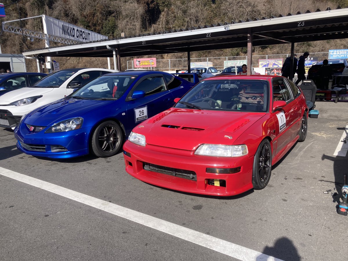 たとゆ tweet media