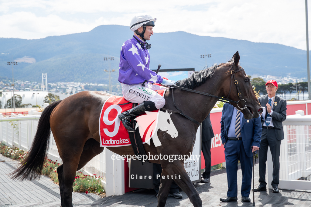 Clare Pettit tweet media