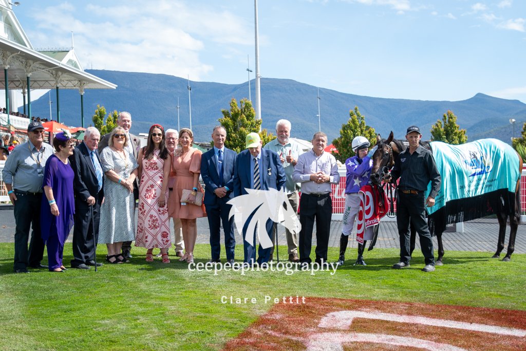 Clare Pettit tweet media