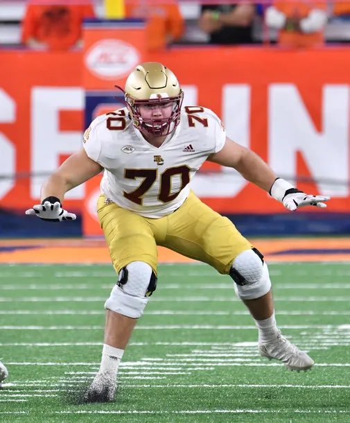 ryanrobbins78's tweet photo. After a great conversation with @Coach_JDiBiaso , I’m grateful to receive an offer from @BCFootball 

@UpperStClairFB @CoachJunko_USC @timrobbinsusc https://t.co/ev1FAy8xxN