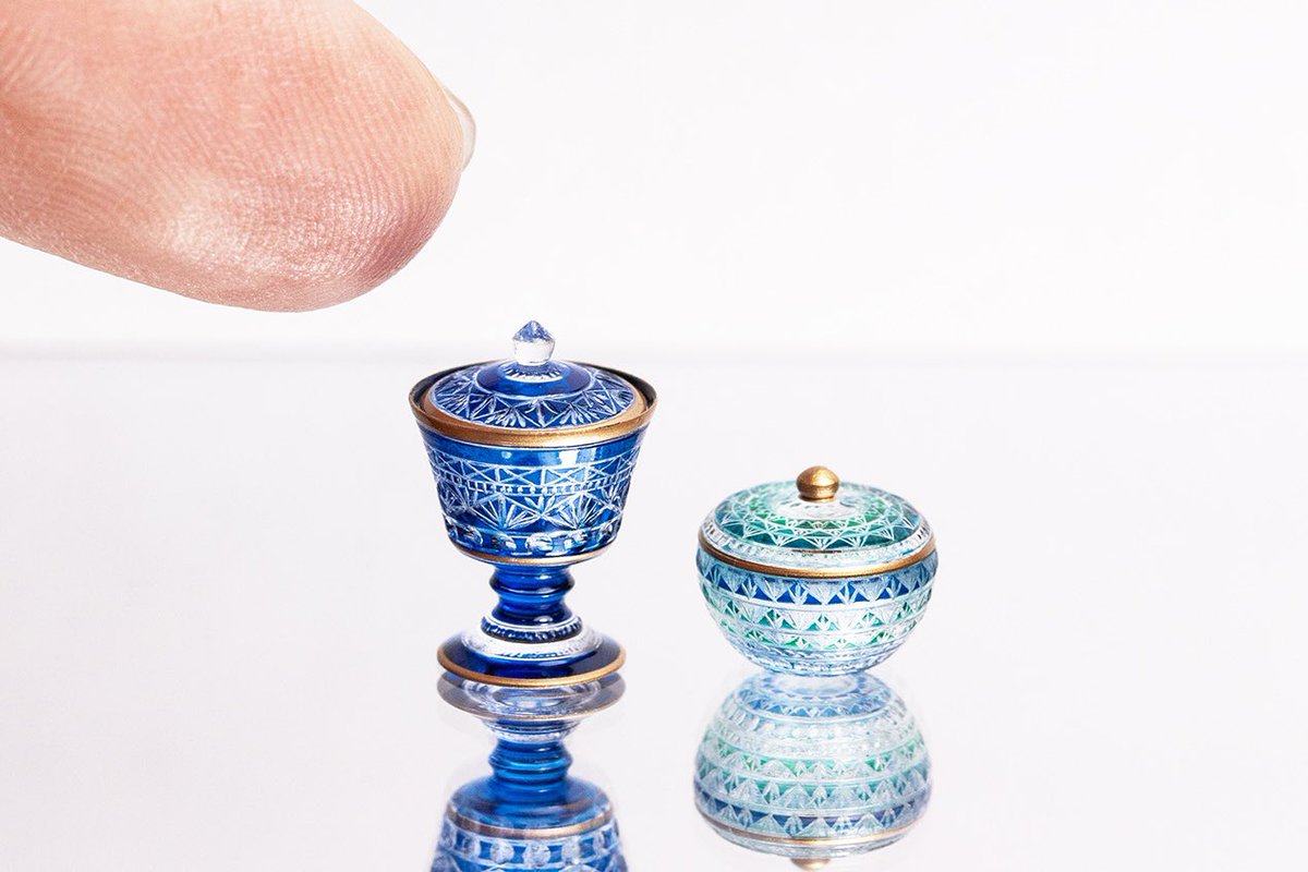 オーダー製作でお作りした作品のご紹介です キャンディポットを2つ