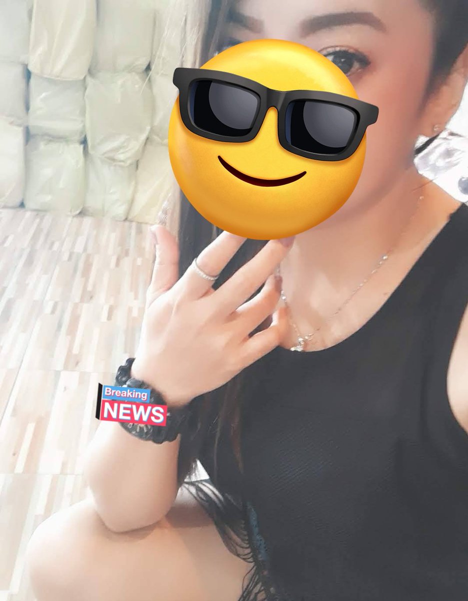 ไม่มีใครรู้จักเรา ดีเท่าตัวเราเองใครจะพูด จะคิด จะมองเรายังไง ก็ปล่อยให้เป็นเรื่องของเขาเถอะเพราะเส้นทางที่เราเดิน รองเท้าที่เราใส่ และน้ำหนักที่เราแบก มีแค่เราเท่านั้นที่รู้ดี
เราไม่ต้องพิสูจน์ตัวเองกับใคร แค่ซื่อสัตย์กับหัวใจตัวเองก็เพียงพอแล้ว อ่อนโยนได้.. แต่จะไม่อ่อนแอ