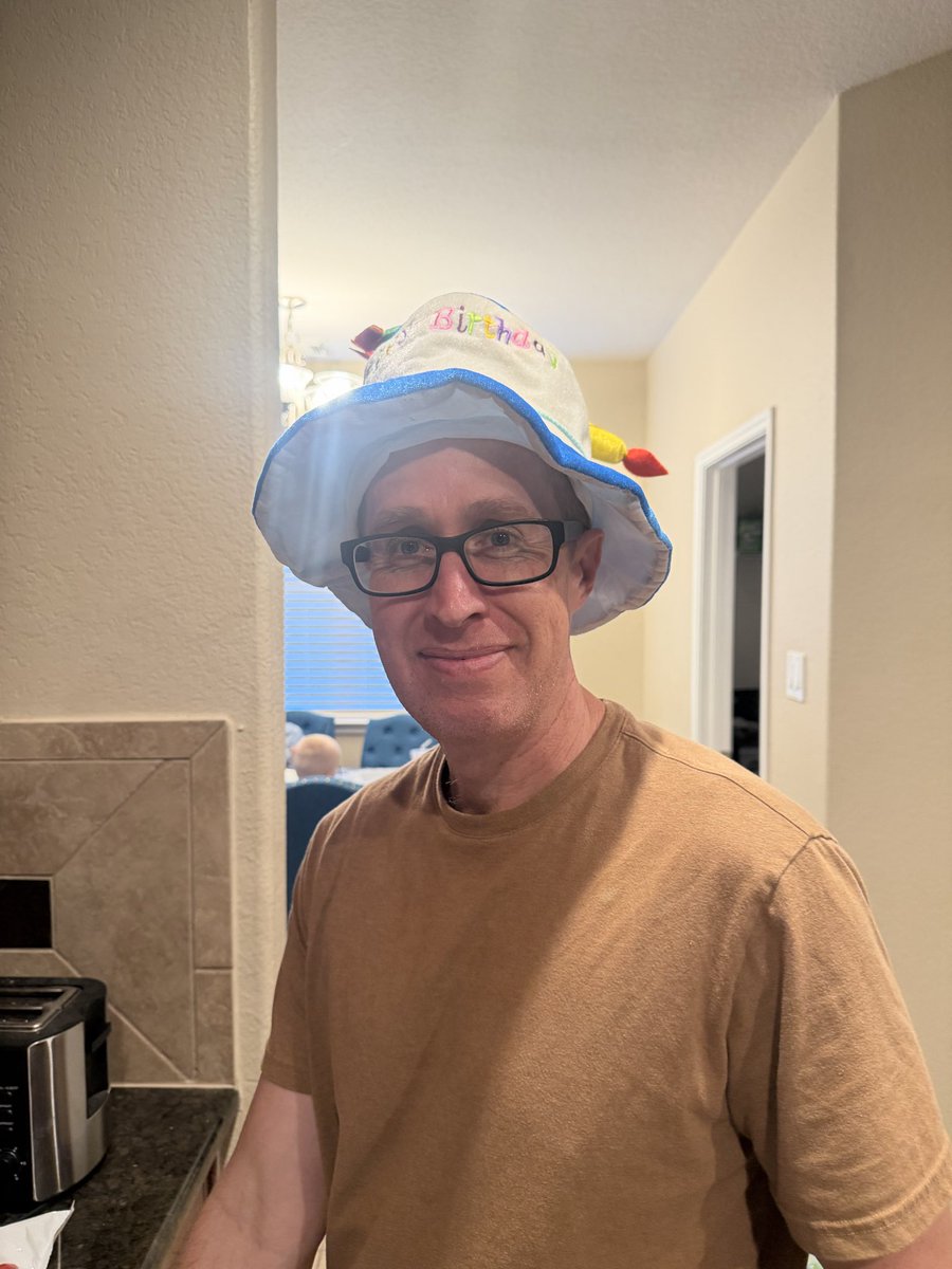 Emma Wright-Cates tweet media