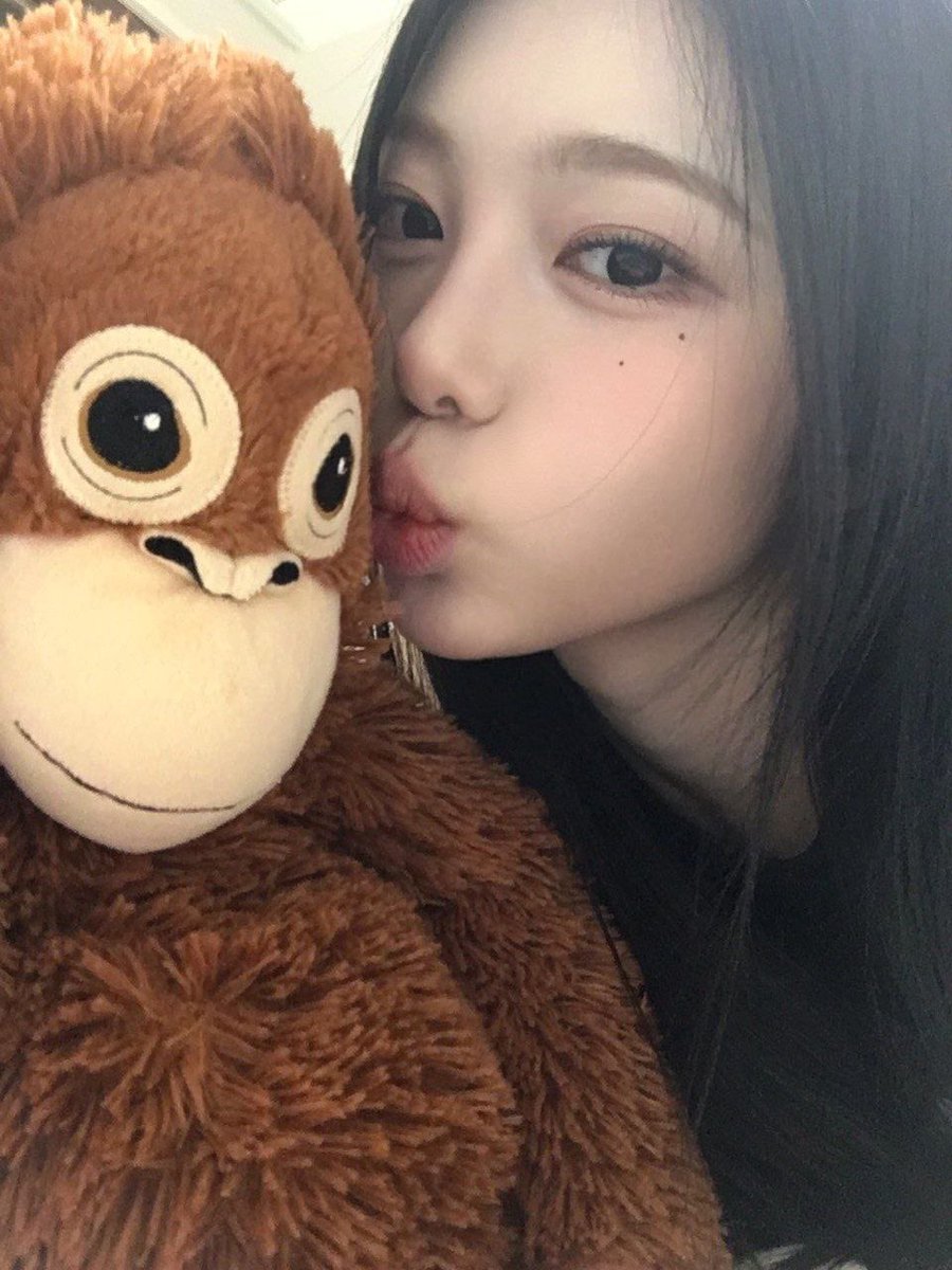 Rich, Claineeee. tweet media