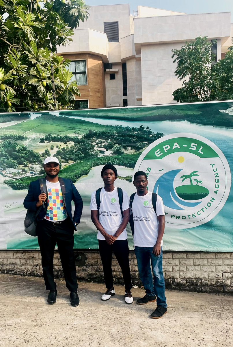 r360si's tweet photo. Earlier today, the @r360si team met with staff of the @ProtectionLeone at the agency’s head office in Freetown.
We are excited to be collaborating with the agency to help protect Sierra Leone’s environment for current and future generations’ benefits.
#r360si #epasl https://t.co/VCWCkjoZWg