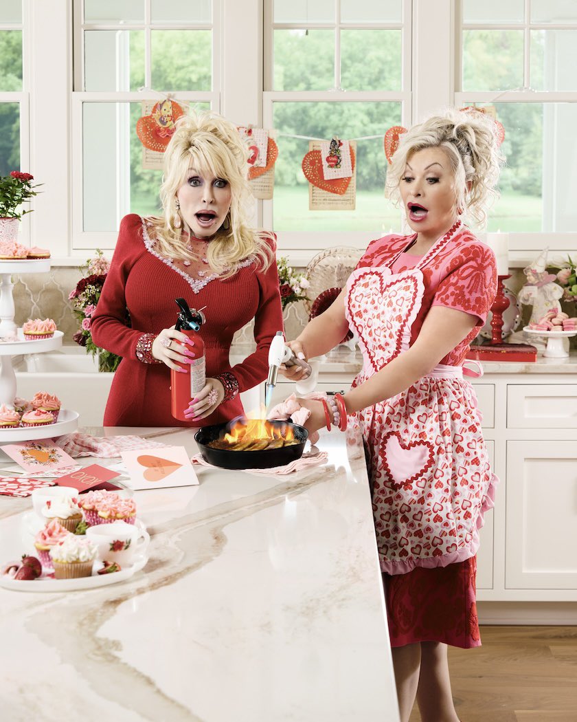 DollyParton's tweet image. Eat your heart out this Valentine’s Day! 💘 This meal was made with love by my sister Rachel and me. Try one of these dishes from our #GoodLookinCookin cookbook. dolly.lnk.to/GoodLookinCook…