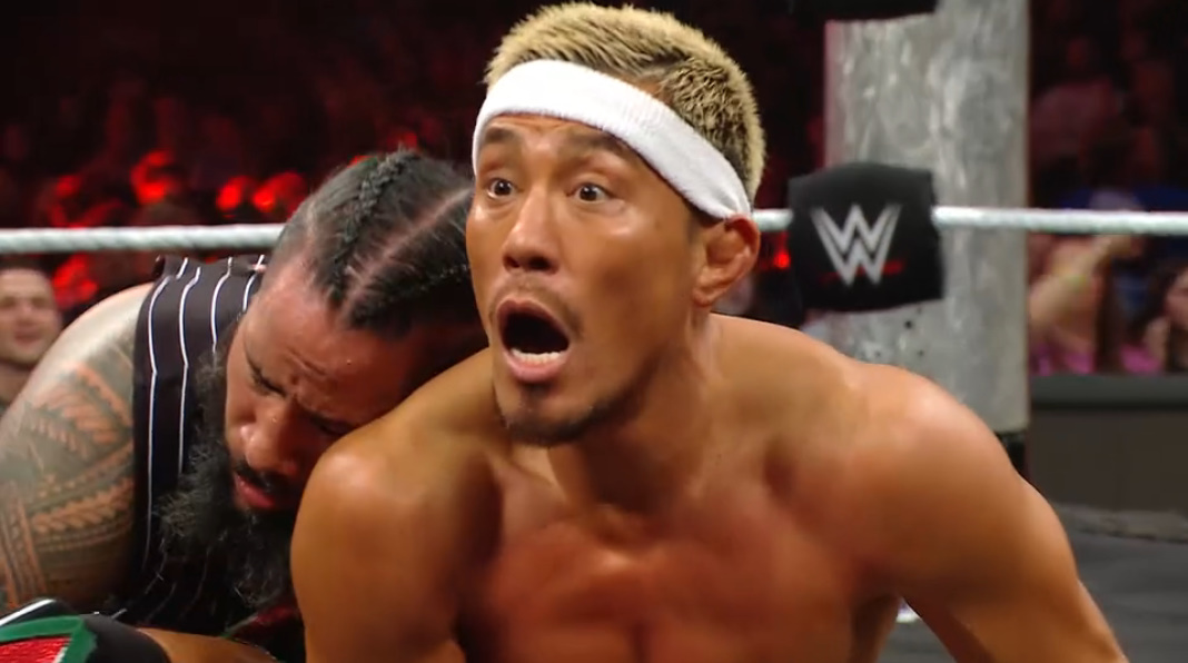 theusotwinzcom's tweet photo. #WarningShot #DayOneIsh #WWERaw https://t.co/3hp2i6i4Mk