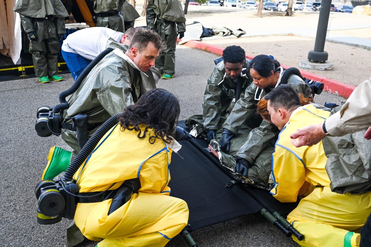 Edwards Air Force Base tweet media