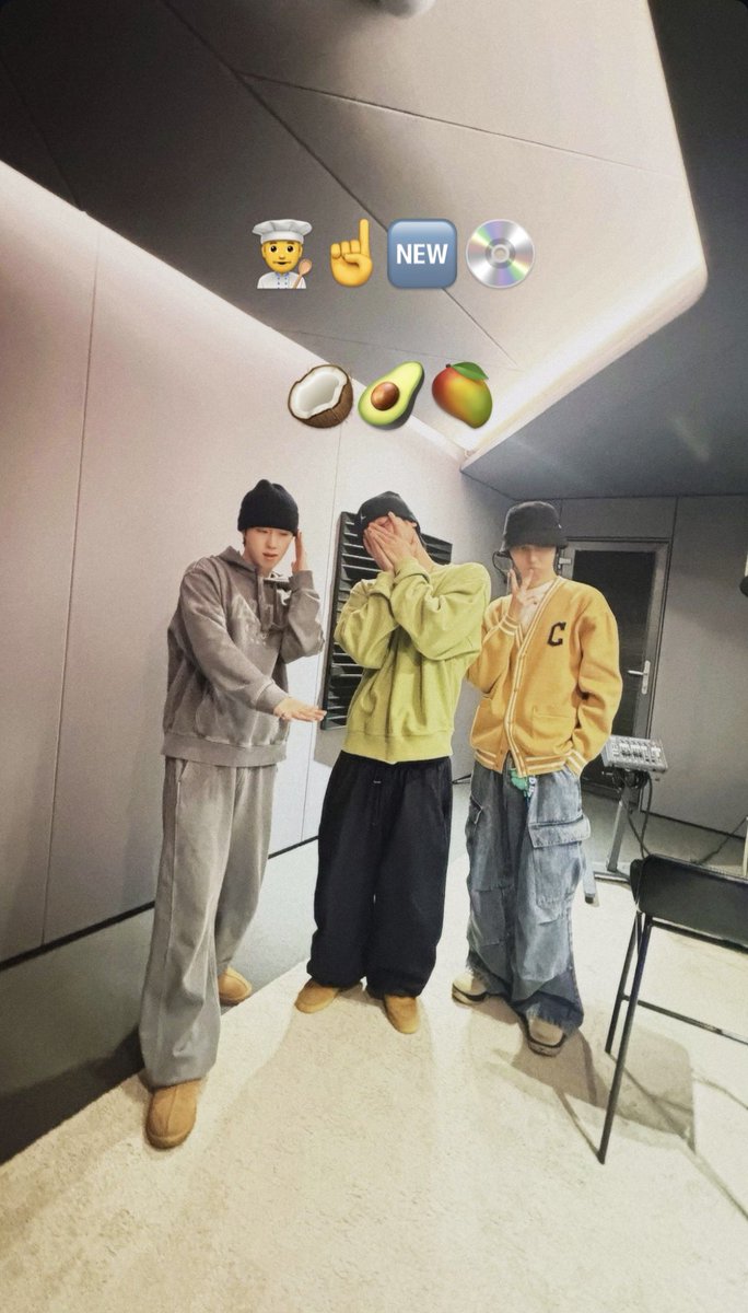 요리사 .. 1개 .. 뉴싱글.. 
코코아보망고..
 ㄴ 각자 드코를 이모지로 단 것 같은데엑 ..!!!!
    ㄴ 지금 마음대로 해를 잇는 스포에 열심히 머리를 굴리는 중 ..