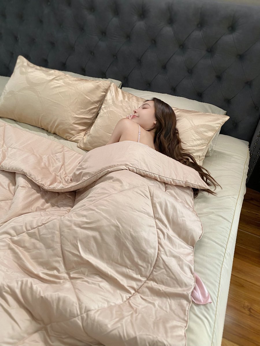 Welcome to my home🏰 คุณหนูศิได้กลับบ้านแล้ว🐰💖🧚🏻‍♀️✨

#HometownRomanceQ5
#ลูกหมีซอนญ่า #LMSY
#SonyaSaranphat 
<a href="/sonyasarann/">SY🧡👩🏻‍🌾🌳🐰🥕🪣</a>