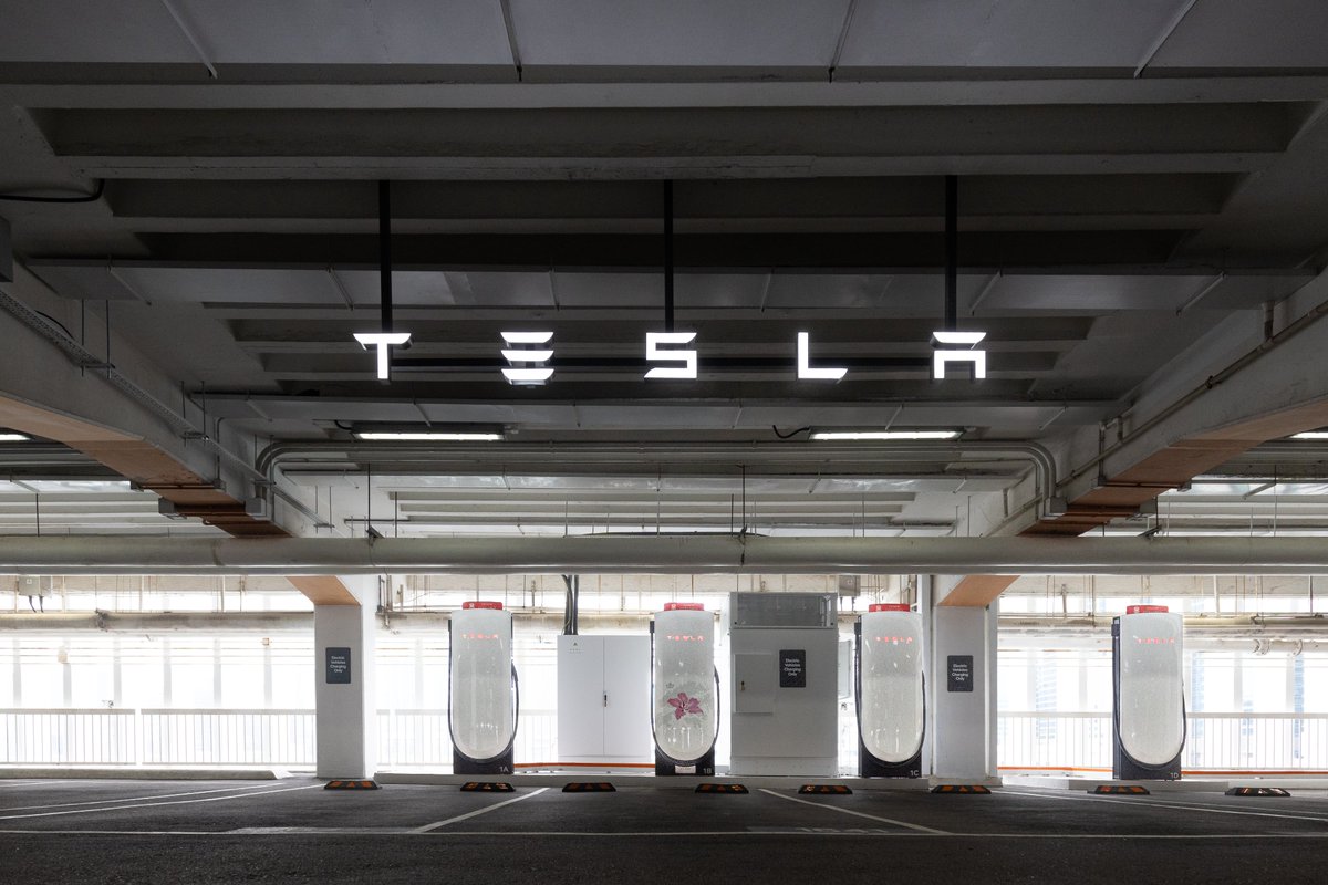 Tesla Hong Kong 香港 tweet media