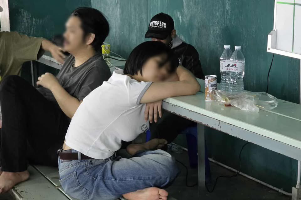 น้ำตาไหลเลยกุ ประชาชนสู้มากจริงๆ 

#ชลบุรีเขต1 #นับใหม่ทั้งประเทศ