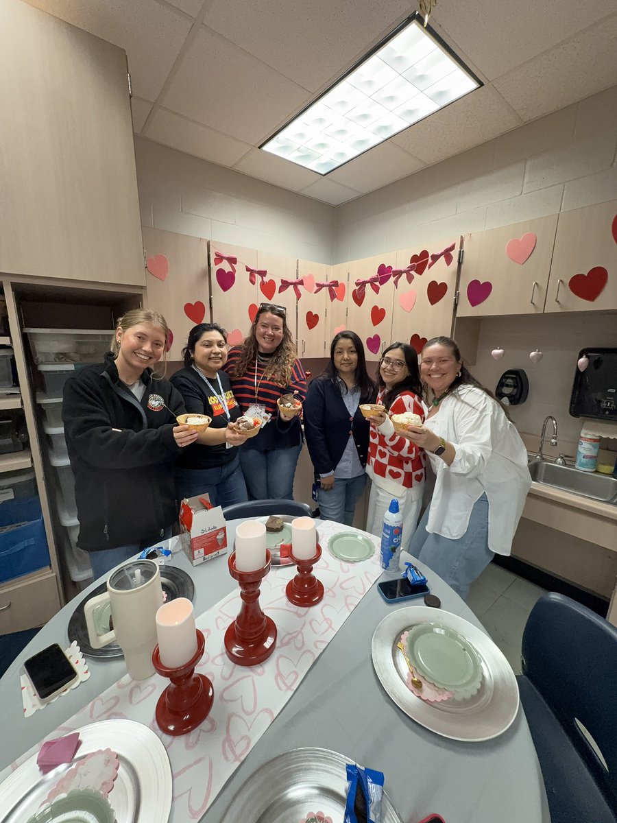 Alyssa Cuevas tweet media