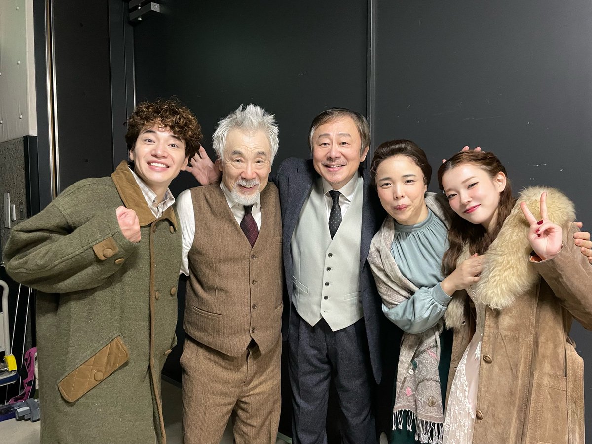 小向なる Official tweet media