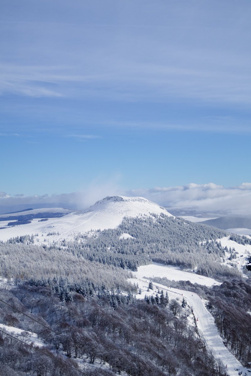 Massif du Sancy tweet media