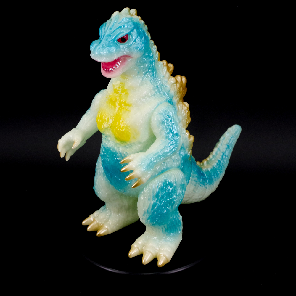 ソフビ情報】ブルマァクよりゴジラ50（蓄光）が登場！ メタリック
