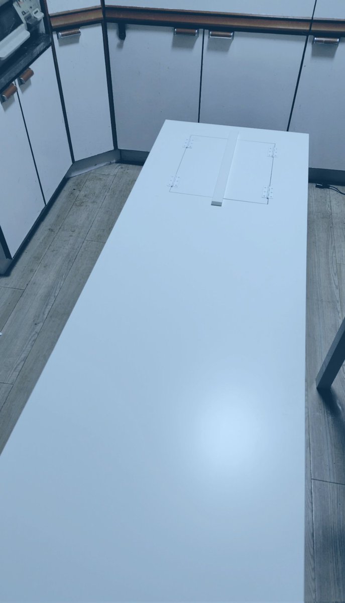 Cyandroid_'s tweet image. キッチンに柩 岩井俊二の世界観だ
個展 #醒前葬 明日からです.