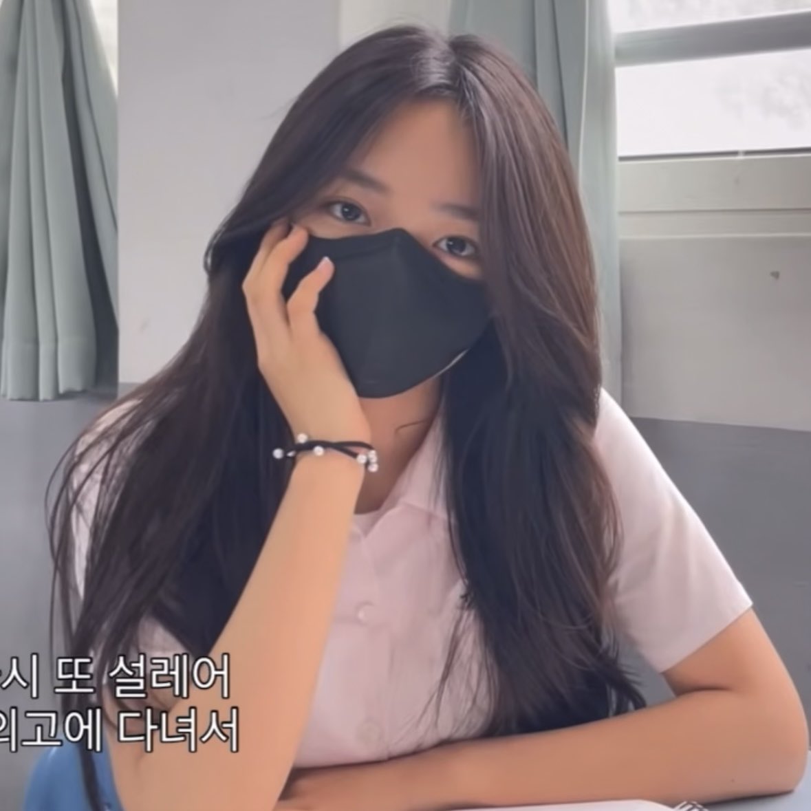 Jiyuprotector's tweet photo. ~ 내가 보고싶어서만드는 부산외고소녀 지유 타래 ~ https://t.co/YZjZCviIrC